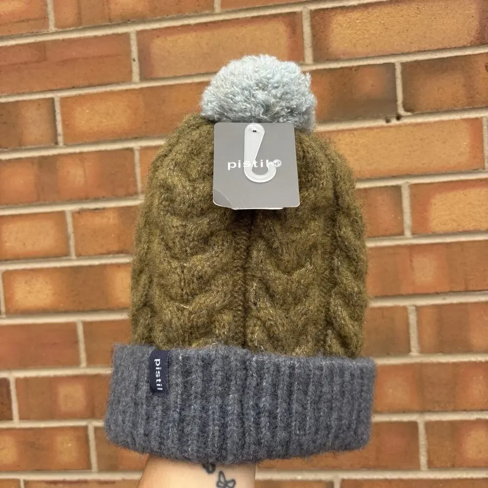 NWT Pistil Womens Comfort Pompom Knit Hat Beanie Ski Cap Green